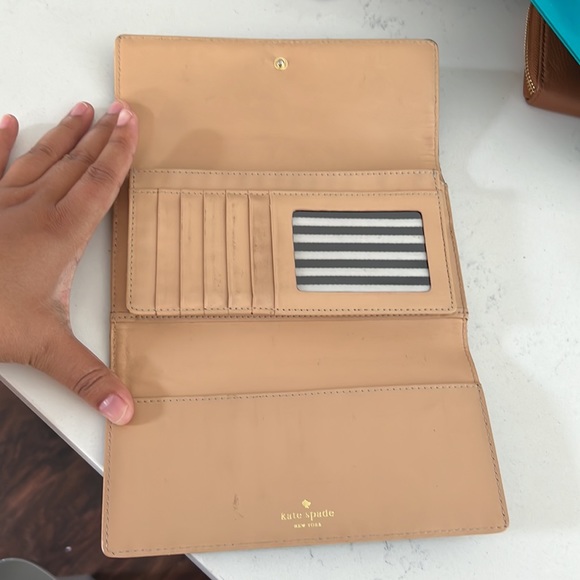 Kate Spade Wallet - Picture 3 of 7
